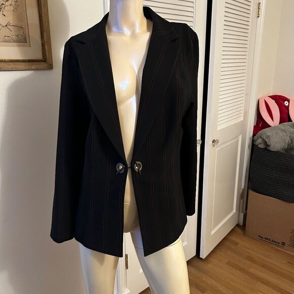 Amanda Smith Jacket - Picture 1 of 6